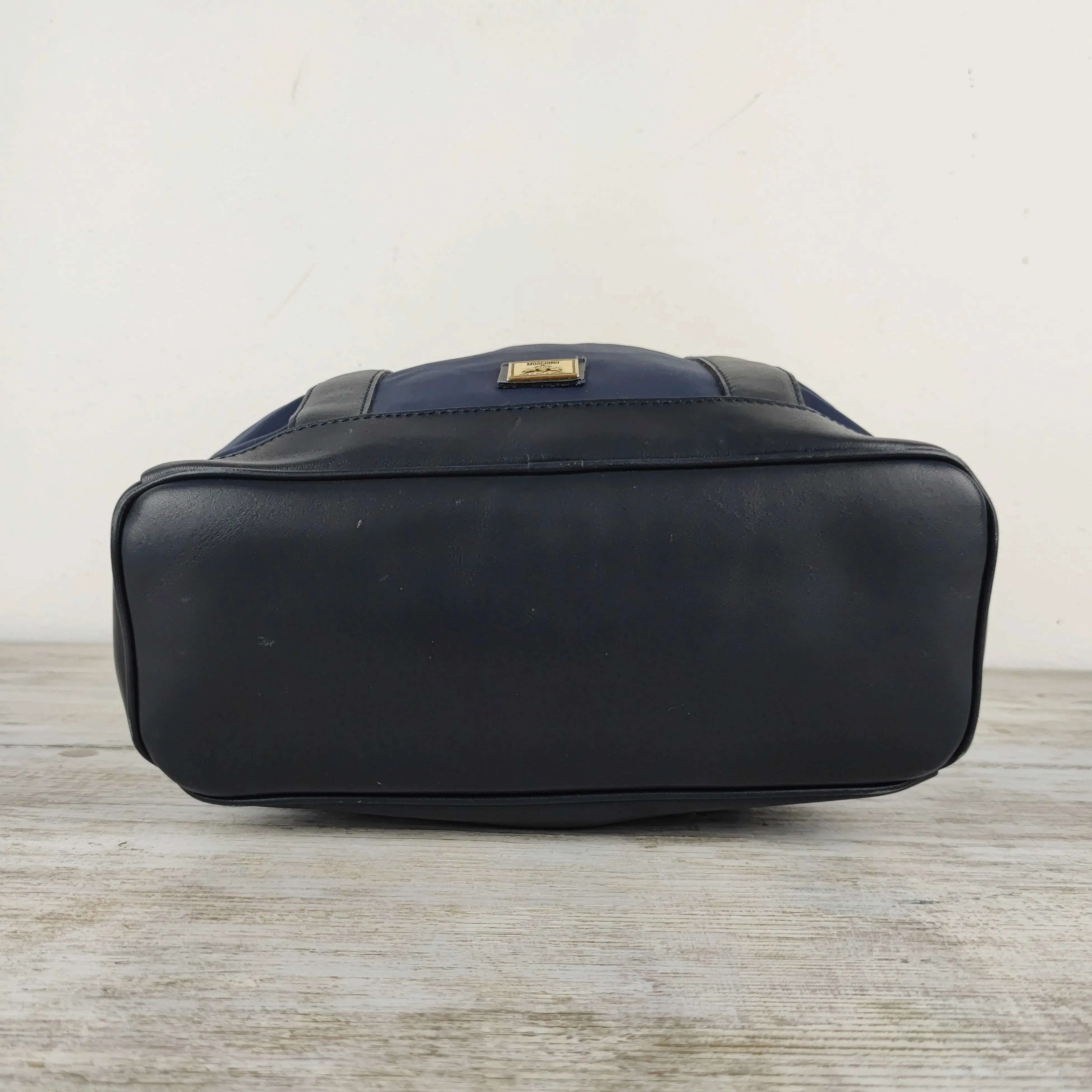 Borsa bauletto vintage Moschino nylon blu