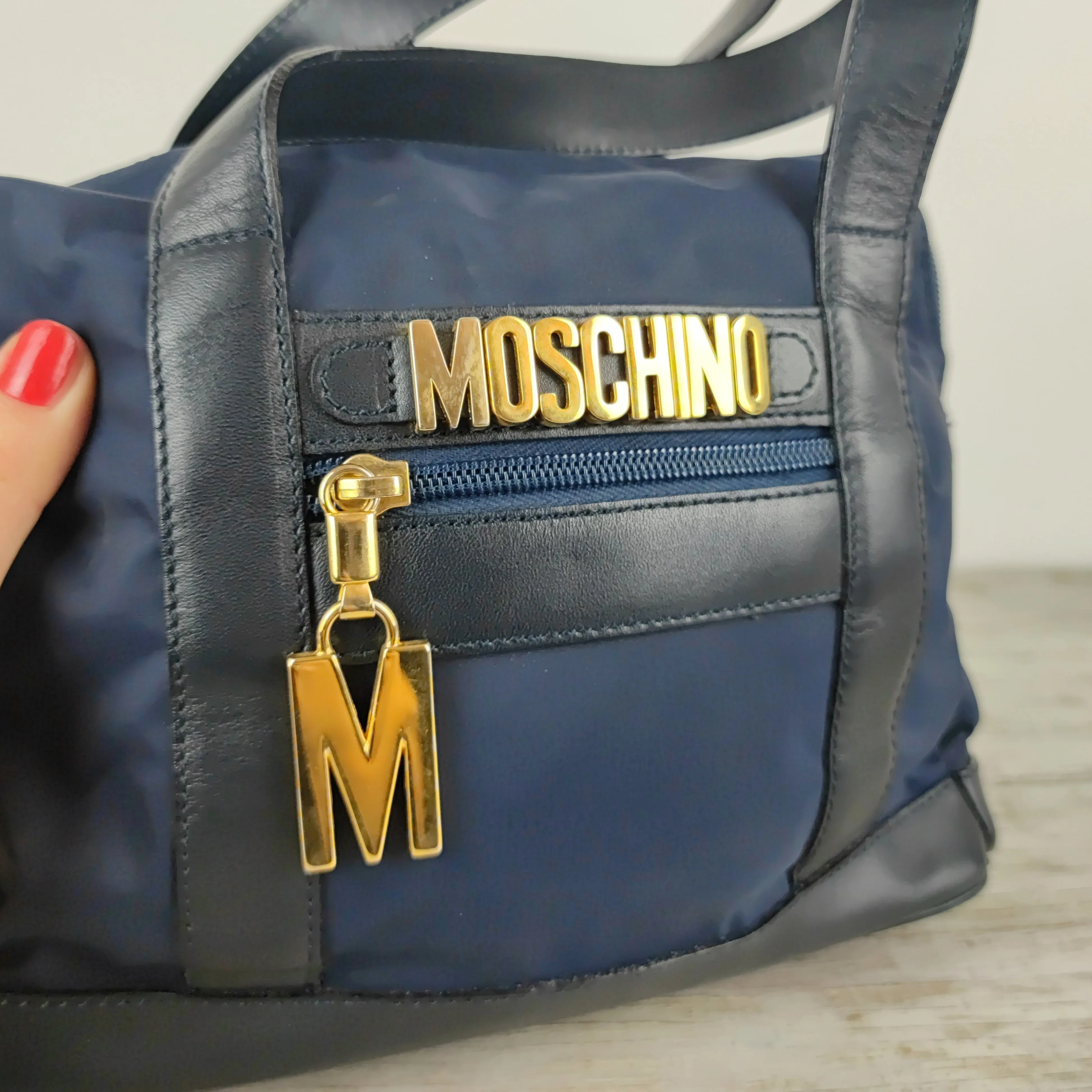 Borsa bauletto vintage Moschino nylon blu