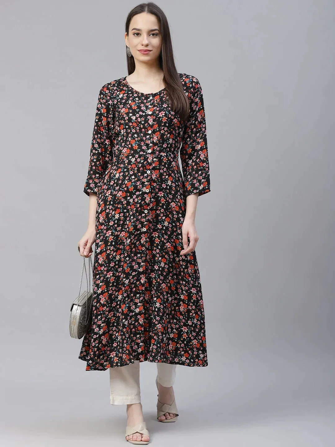 Women Black & Orange Floral Printed Floral Kurta